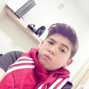 Meet your Posher, Vitor